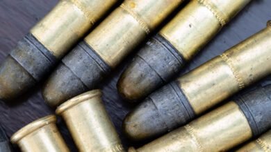 Centenas de munições foram encontradas com jovem em via pública