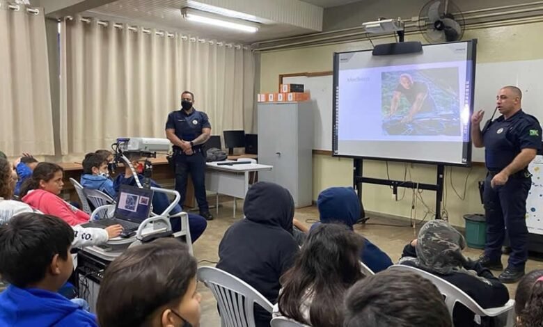 Programa antidrogas da PM chega a todas escolas estaduais