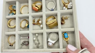 Vendedora de semi-jóias tem mostruário furtado