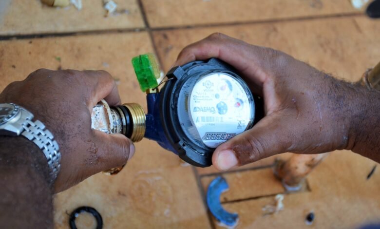 Daemo inicia trabalho de substituição dos hidrômetros para reduzir perda de água