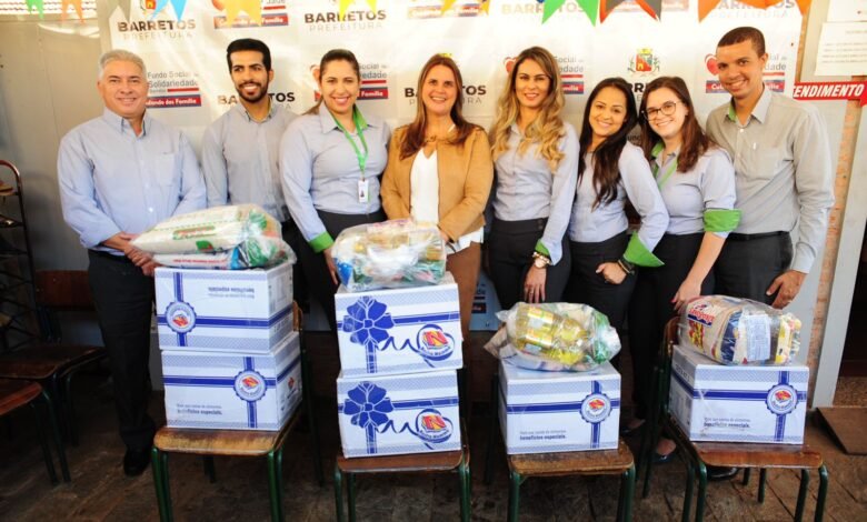 Barretos recebeu, a doação de 10 cestas básicas do Sicredi Barretos