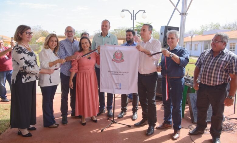Prefeita Paula Lemos inaugura Programa Vida Longa