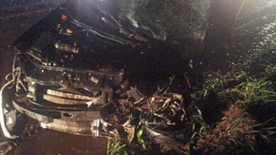 Acidente entre caminhonete e caminhão próximo a ponte do Rio Pardo deixa duas pessoas feridas