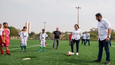 Paula Lemos, recepcionou o Secretário de Esportes do Estado de São Paulo, Thiago Milhim, em visita ao Campo de Futebol "Milton Aparecido da Silva",