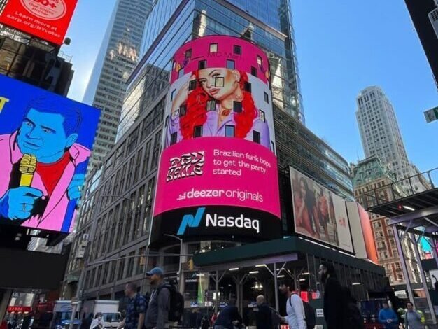 O funk dita a arte em plena Times Square de Nova York