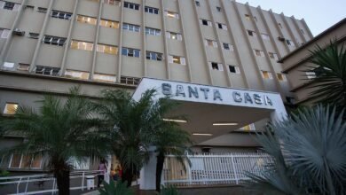 Ciclista ferido em acidente na Avenida 23 passa por cirurgia