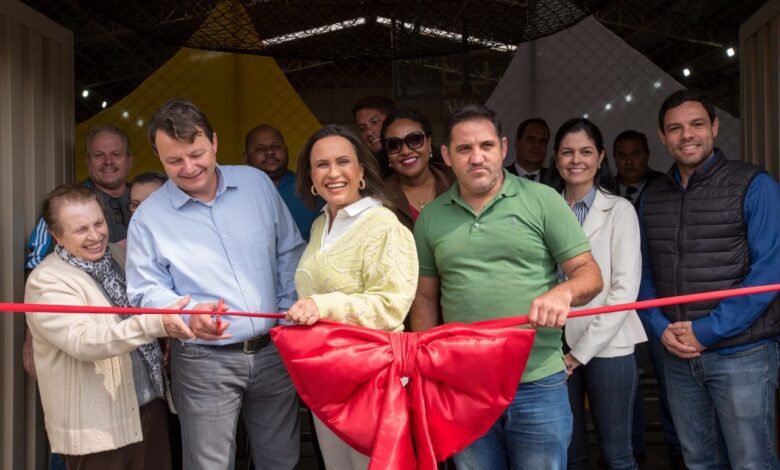 Prefeitura entrega obras de revitalização do Cemepe "Manuel Sanches Barreiro"