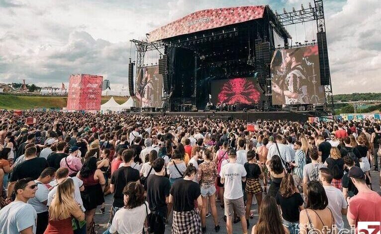 Lollapalooza 2023 tem shows anunciados com direito a formação original do Blink 182