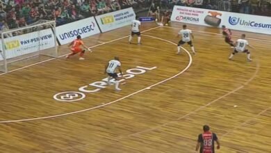 Liga nacional de futsal, Corinthians segue no campeonato