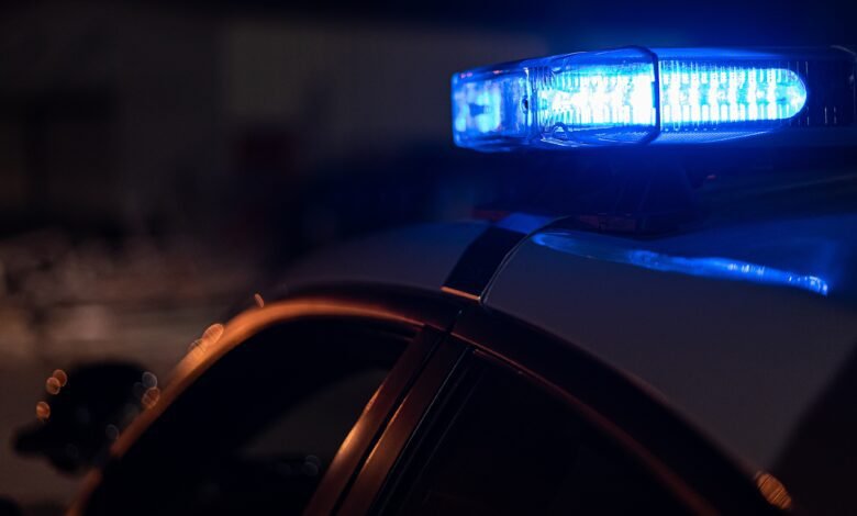 Ladrões furtam peças de caminhões em oficina