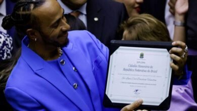 Lewis Hamilton recebe título de Cidadão Honorário Brasileiro
