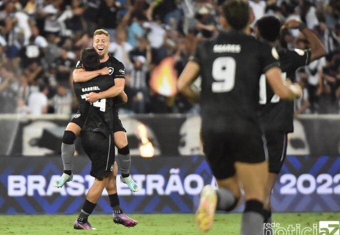 Santos leva passeio do Botafogo e dá adeus ao sonho da Pré-Libertadores