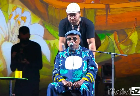 Emoção e homenagens marcam o último show de Milton Nascimento