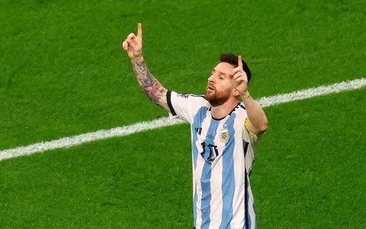 Com falha bizarra e sofrimento, Argentina bate a Austrália e se classifica