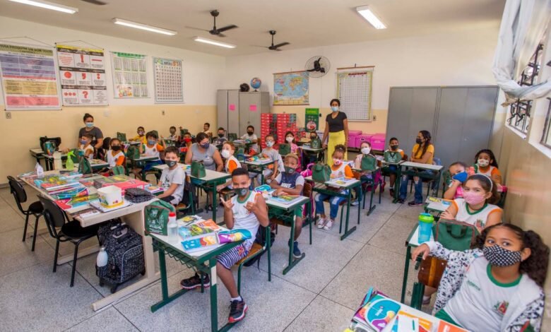 Rede Municipal de Ensino se prepara para receber mais de 13 mil alunos na volta às aulas
