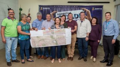 Paula Lemos, assinou um convênio com a Caixa Econômica Federal no valor de R$ 863.680,00 para a recuperação da pista de caminhada da Via das Comitivas