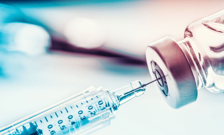 A Prefeitura da Estância Turística de Barretos, por meio da Secretaria Municipal de Saúde, aplica vacinas contra a Covid-19