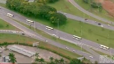 VÍDEO - Mais de 1.200 manifestantes são levados para a sede da Polícia Federal