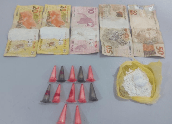 Polícia Militar prende foragido da justiça por tráfico de drogas