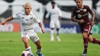 Santos empata com a Ferroviária e chega a quatro jogos sem vencer
