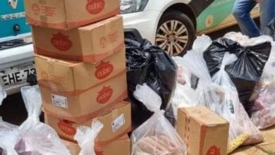 Barretos, por meio da Vigilância Sanitária da Secretaria Municipal de Saúde, aprendeu aproximadamente 700 quilos de produtos alimentícios vencidos durante