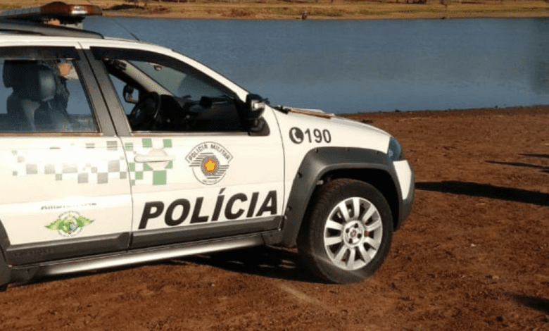 Polícia Ambiental de Barretos recebe doações para vítimas no litoral norte