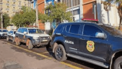 Celular é furtado em comércio no centro da cidade