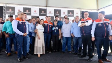 Tarcísio de Freitas e prefeita Paula Lemos entregam oficialmente as obras de reconstrução da ponte entre o Christiano Carvalho e Barretos II