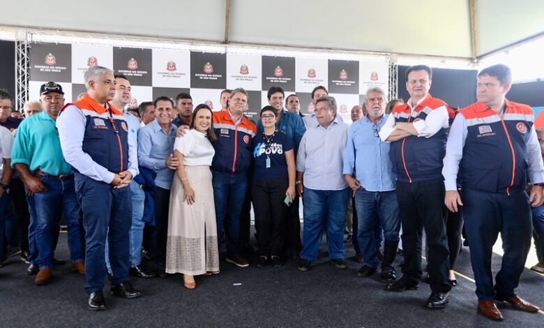 Tarcísio de Freitas e prefeita Paula Lemos entregam oficialmente as obras de reconstrução da ponte entre o Christiano Carvalho e Barretos II