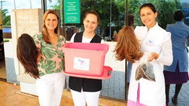 Fundo Social de Solidariedade entrega perucas para o Hospital de Amor