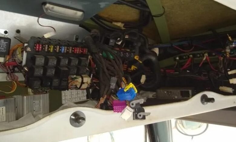 Furto de painéis de ônibus deixa alunos sem transporte em Barretos