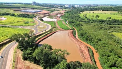 Parque Ecológico com lagos, paisagismo e espaço para lazer segue em construção