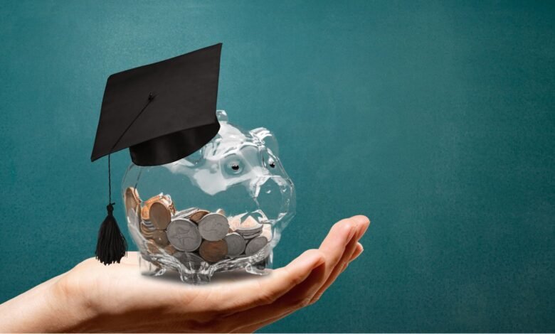 Educação divulga lista de alunos contemplados com a Bolsa de Estudos 2023