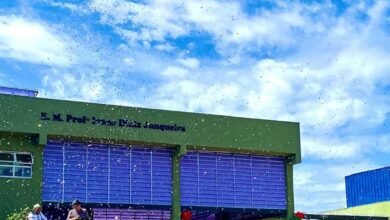 Prefeitura inaugura escola municipal no Bairro Vida Nova