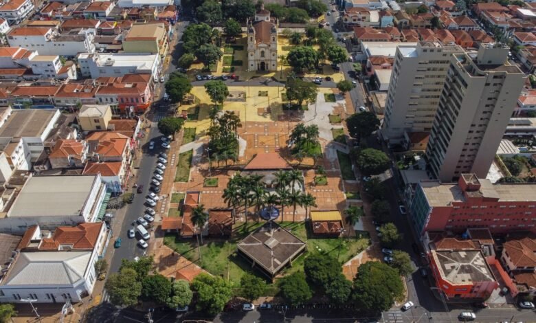 Projeto paisagístico da Praça Francisco Barreto começa a ser revitalizado