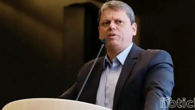 Governador Tarcísio de Freitas é diagnosticado com Covid