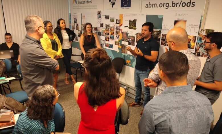 Paula Lemos assina Pacto Global de Prefeitos pelo Clima e Energia