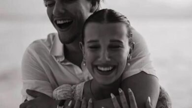 Aos 19 anos atriz fica noiva de filho de astro do Rock Internacional