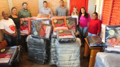 Grupo GLT doa 100 cobertores ao Fundo Social de Solidariedade