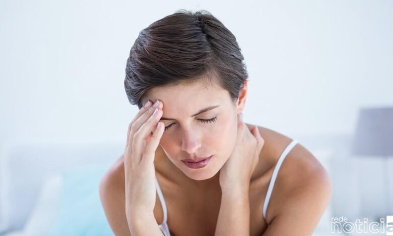Entenda a diferença da cefaleia com a dor de cabeça