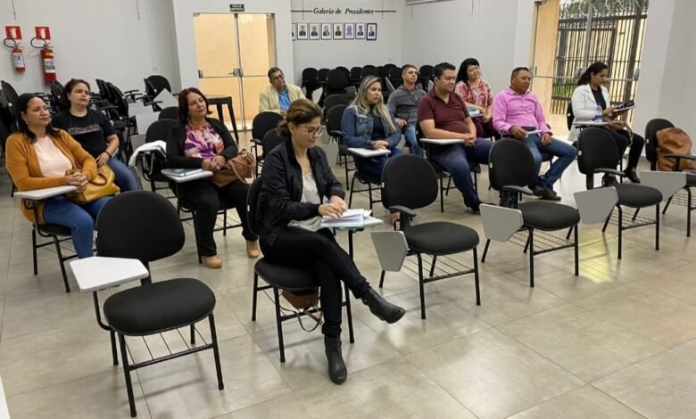 DADIS promove capacitação para profissionais que prestam serviços de acolhimento institucional