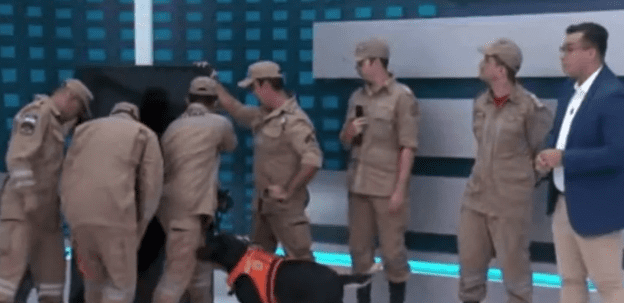 Acidente em estúdio de emissora assusta apresentador