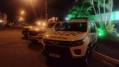 Discussão em bar termina em agressão física