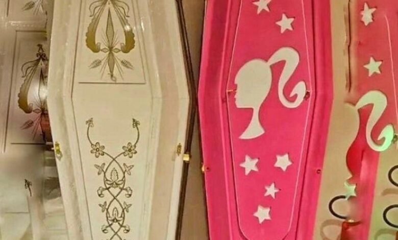 Caixão da Barbie faz sucesso e chama atenção