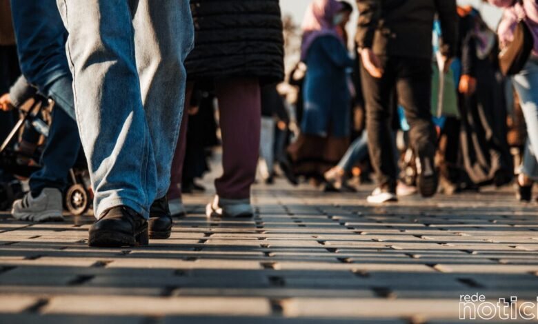 População mundial atinge a marca de 8 bilhões de pessoas