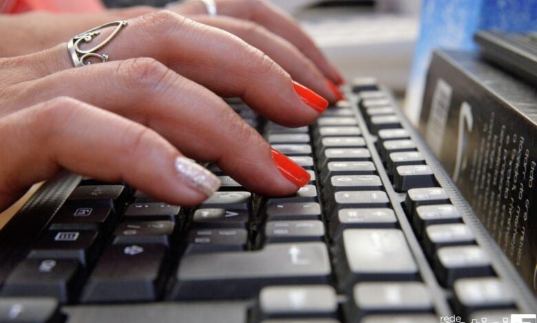 Cursos gratuitos online ajudam a turbinar o currículo e aumentar as chances no mercado de trabalho