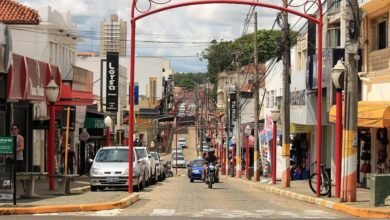 Horário estendido do comércio começa na terça-feira