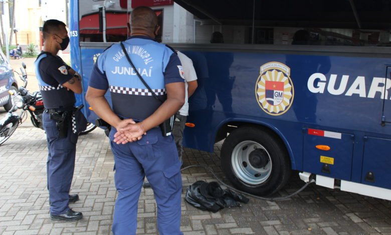 Ladrão é preso após furto de casa