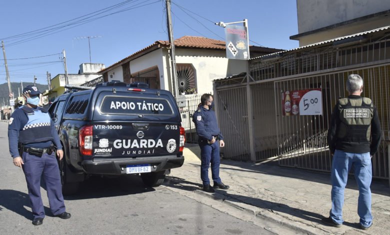 Homem é preso pela Guarda de Jundiaí após roubo em salão de cabeleireiro