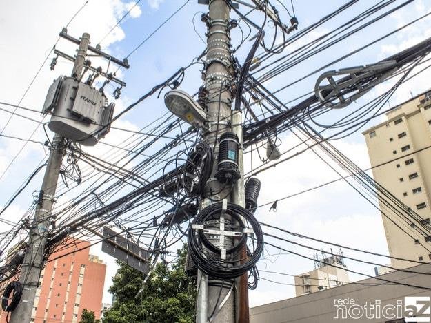 Bairro de Várzea Paulista recebe melhorias na rede de energia